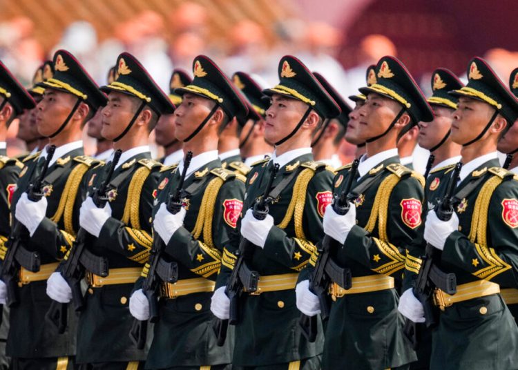 Corupție în armata chineză: Doi generali de rang înalt sub anchetă! Corupție în armata chineză: Doi generali de rang înalt sub anchetă!