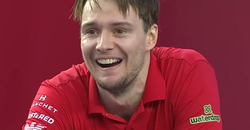 Bublik sparge topul! Victorie strălucitoare la Hong Kong! Bublik sparge topul! Victorie strălucitoare la Hong Kong!