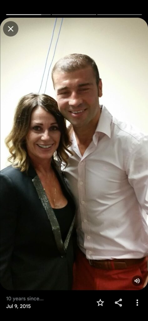 Lucian Bute laudă două legende românești pentru imaginea țării! Lucian Bute laudă două legende românești pentru imaginea țării!