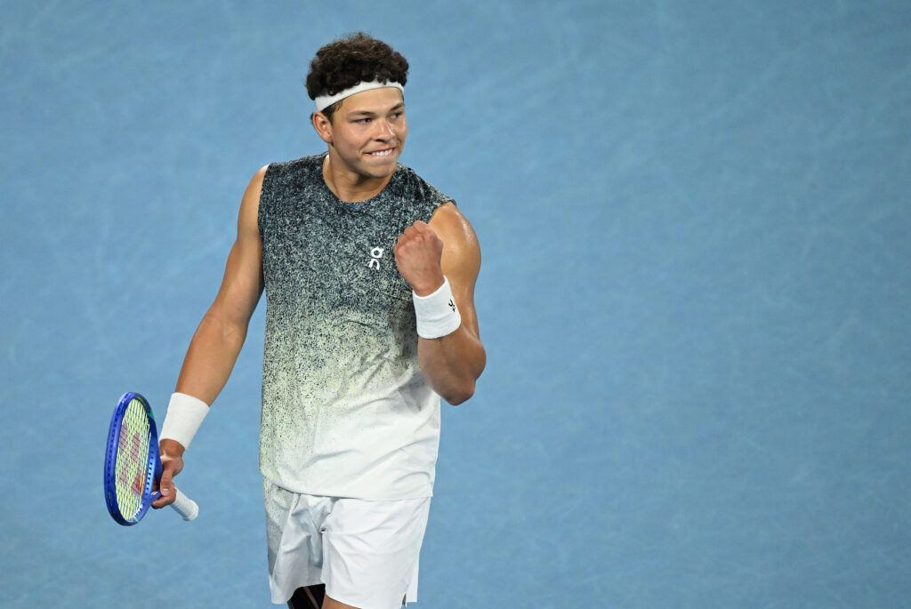 Ben Shelton surprinde pe Casper Ruud și ajunge în sferturi la Australian Open! Ben Shelton surprinde pe Casper Ruud și ajunge în sferturi la Australian Open!