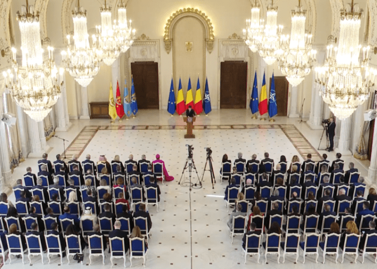 Nicușor Dan: Măsuri dureroase, dar deficitul scade și economia crește! Nicușor Dan: Măsuri dureroase, dar deficitul scade și economia crește!