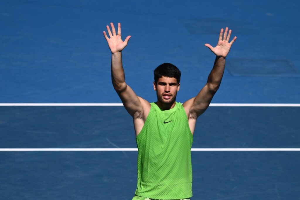 Carlos Alcaraz face istorie: Semifinală la Australian Open după victoria cu De Minaur! Carlos Alcaraz face istorie: Semifinală la Australian Open după victoria cu De Minaur!