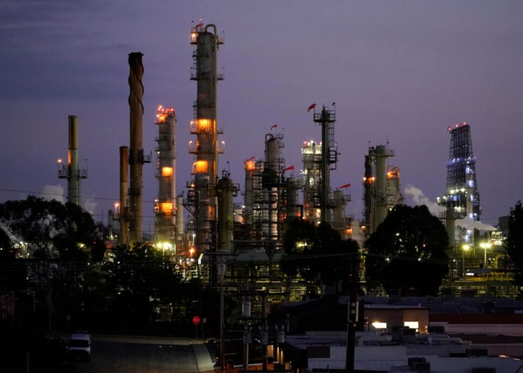 Petrolierii americani dornici, dar fără angajamente în Venezuela! Petrolierii americani dornici, dar fără angajamente în Venezuela!