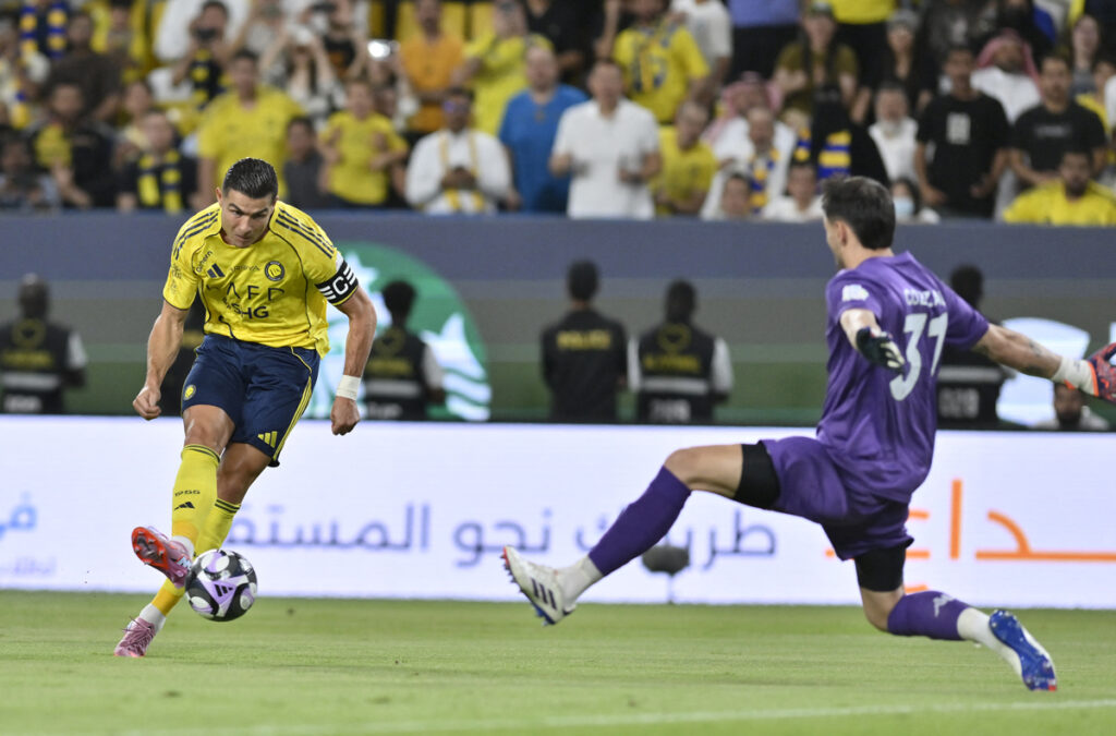 Ronaldo atinge 959 de goluri, dar Al Nassr pierde în fața lui Al-Hilal! Ronaldo atinge 959 de goluri, dar Al Nassr pierde în fața lui Al-Hilal!