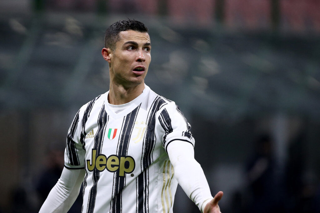 Cristiano Ronaldo învinge Juventus: 9,8 milioane de euro în cont! Cristiano Ronaldo învinge Juventus: 9,8 milioane de euro în cont!