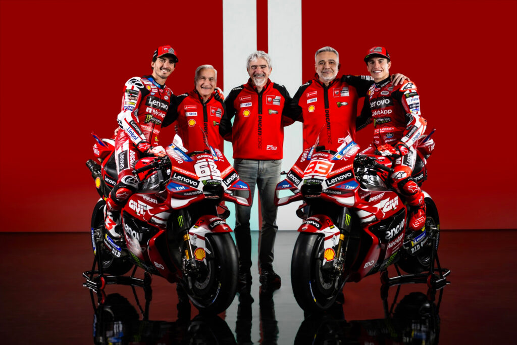 Ducati sărbătorește 100 de ani cu un nou design captivant în MotoGP! Ducati sărbătorește 100 de ani cu un nou design captivant în MotoGP!