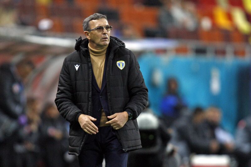 Superliga: Petrolul și Universitatea Craiova se duelează luni! Superliga: Petrolul și Universitatea Craiova se duelează luni!