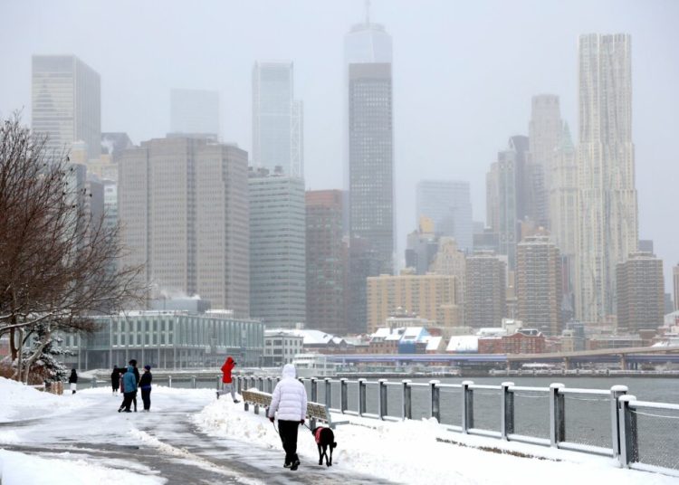 Furtuni de zăpadă și îngheț: SUA se confruntă cu vreme extremă! Furtuni de zăpadă și îngheț: SUA se confruntă cu vreme extremă!