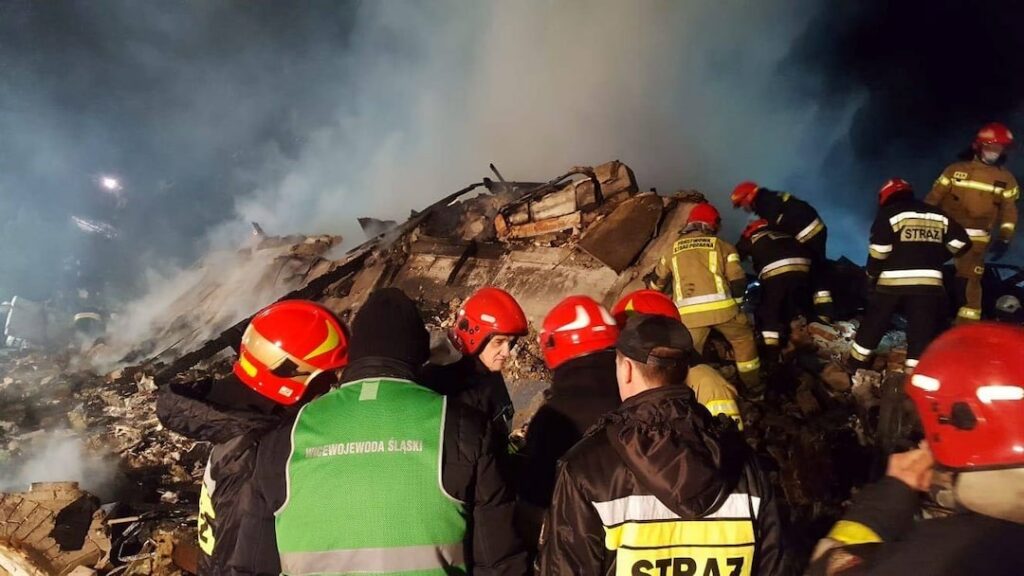 Incendiu devastator în barul elvețian: Administratori sub anchetă! Incendiu devastator în barul elvețian: Administratori sub anchetă!