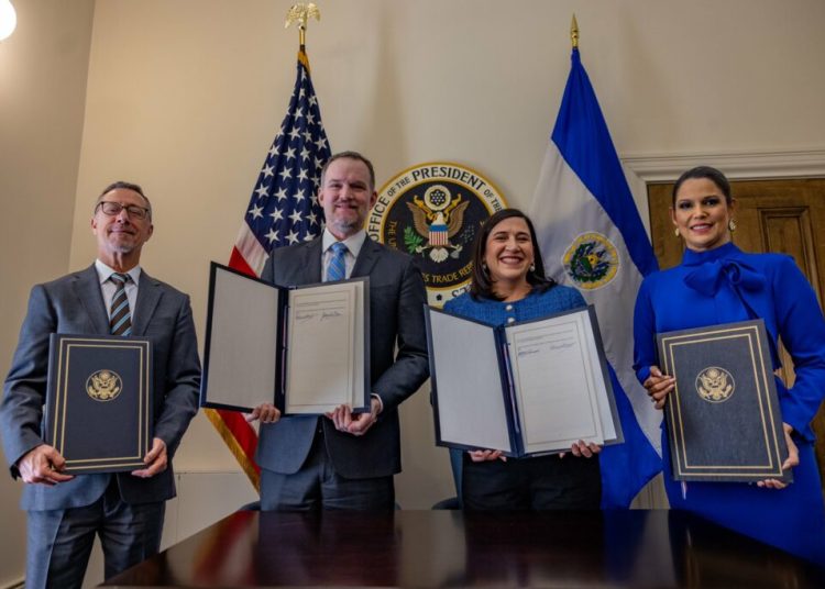 Acord istoric: SUA și El Salvador lansează un parteneriat comercial! Acord istoric: SUA și El Salvador lansează un parteneriat comercial!