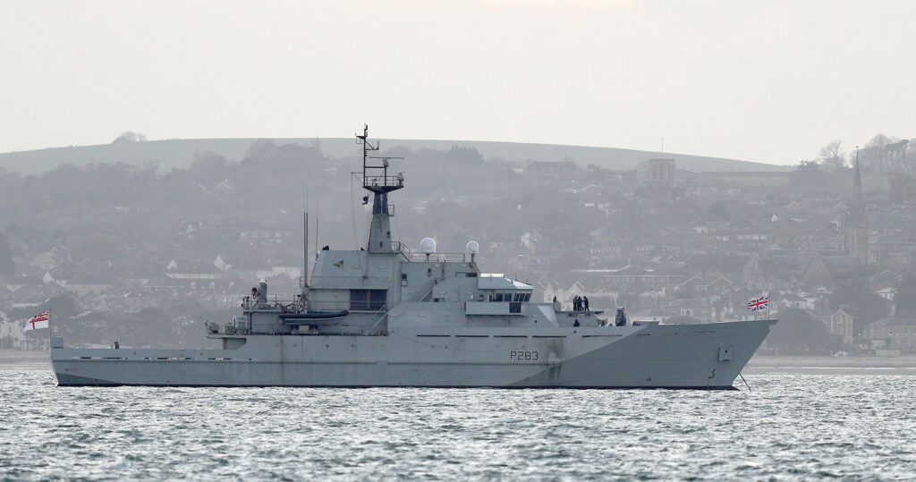 Vasele britanice monitorizează activitatea flotei rusești în Canalul Mânecii Vasele britanice monitorizează activitatea flotei rusești în Canalul Mânecii