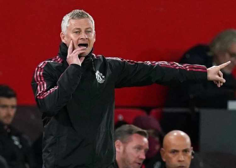 Carrick și Solskjaer, candidați surpriză pentru banca lui Manchester United! Carrick și Solskjaer, candidați surpriză pentru banca lui Manchester United!