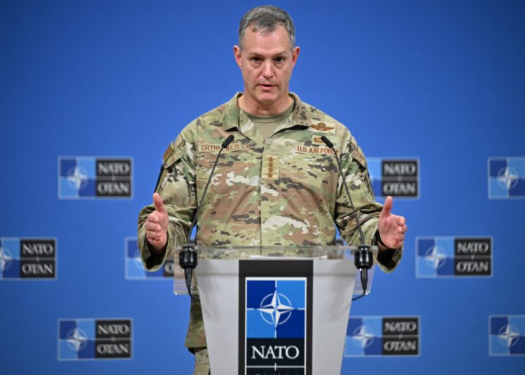 NATO răspunde lui Trump: „Apărăm fiecare centimetru de teritoriu!” NATO răspunde lui Trump: „Apărăm fiecare centimetru de teritoriu!”