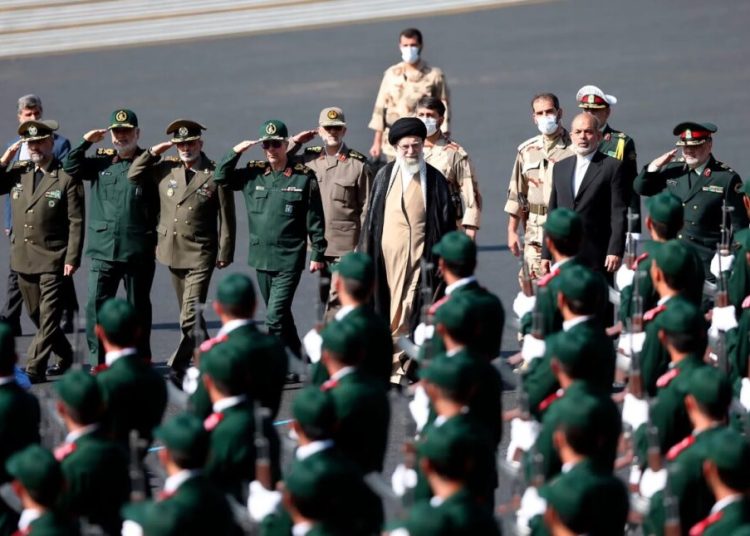 Gărzile Revoluționare din Iran amenință: „Avem degetul pe trăgaci!” Gărzile Revoluționare din Iran amenință: „Avem degetul pe trăgaci!”