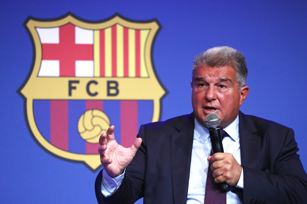 Laporta clarifică împrumutul lui Ter Stegen: „Nu e adio, ci pe curând!” Laporta clarifică împrumutul lui Ter Stegen: „Nu e adio, ci pe curând!”