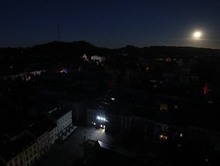 Rușii lovesc Ucraina în gerul de -20°C: Regiuni fără energie! Rușii lovesc Ucraina în gerul de -20°C: Regiuni fără energie!