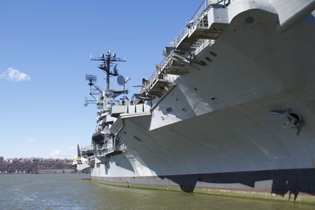 Portavionul francez pornește într-o misiune misterioasă în Atlantic! Portavionul francez pornește într-o misiune misterioasă în Atlantic!