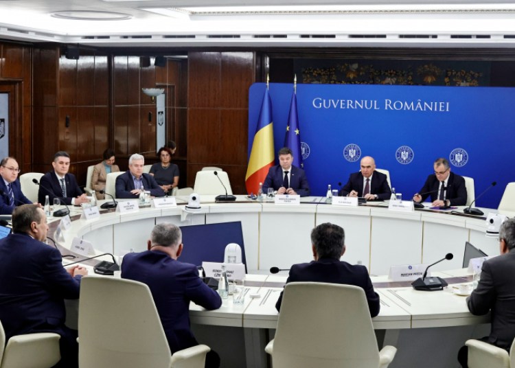 Bolojan discută bugetul Educației cu rectorii: Ce schimbări ne așteaptă? Bolojan discută bugetul Educației cu rectorii: Ce schimbări ne așteaptă?