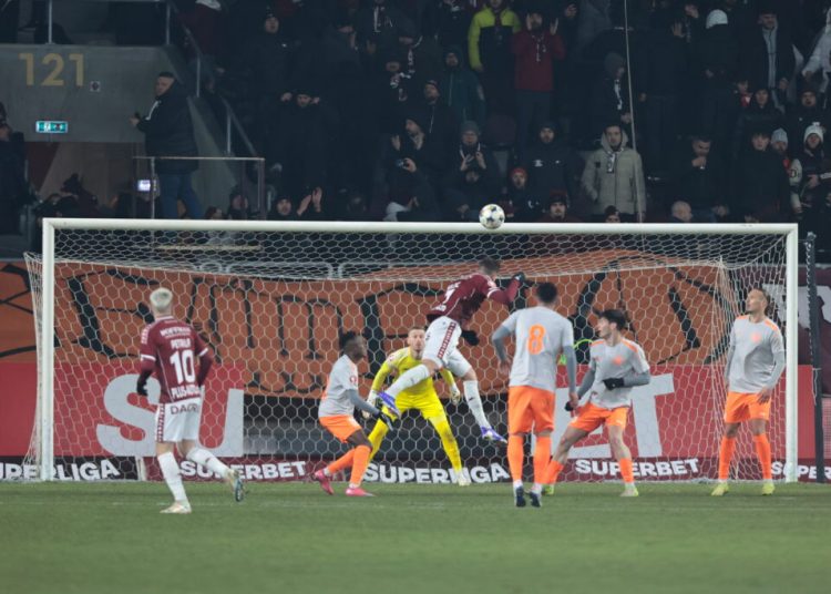 Rapid București răstoarnă Metaloglobus și se urcă pe tronul Superligii Rapid București răstoarnă Metaloglobus și se urcă pe tronul Superligii