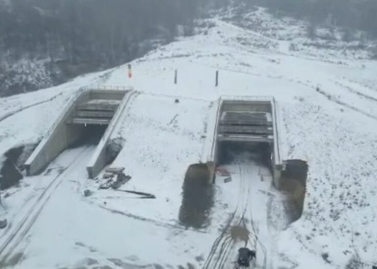 A1 Sibiu-Pitești: Autostrada ar putea fi finalizată mai devreme! A1 Sibiu-Pitești: Autostrada ar putea fi finalizată mai devreme!