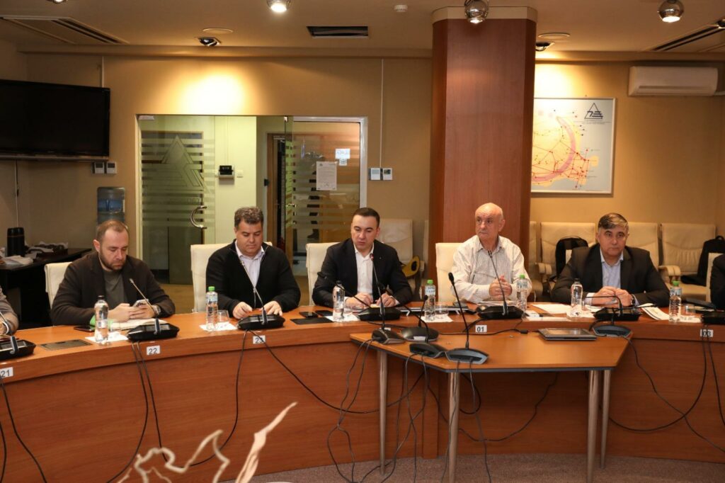 România: Depozitele de gaze sunt pline, iarna poate veni! România: Depozitele de gaze sunt pline, iarna poate veni!