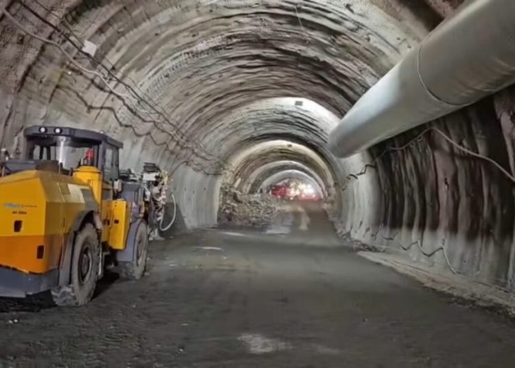 Autostrada Sibiu–Pitești: Lucrările pe Secțiunea 2 avansează rapid! Autostrada Sibiu–Pitești: Lucrările pe Secțiunea 2 avansează rapid!