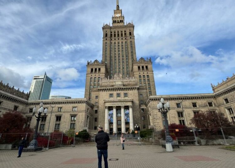 Polonia solicită despăgubiri Rusiei pentru atrocitățile din era URSS Polonia solicită despăgubiri Rusiei pentru atrocitățile din era URSS