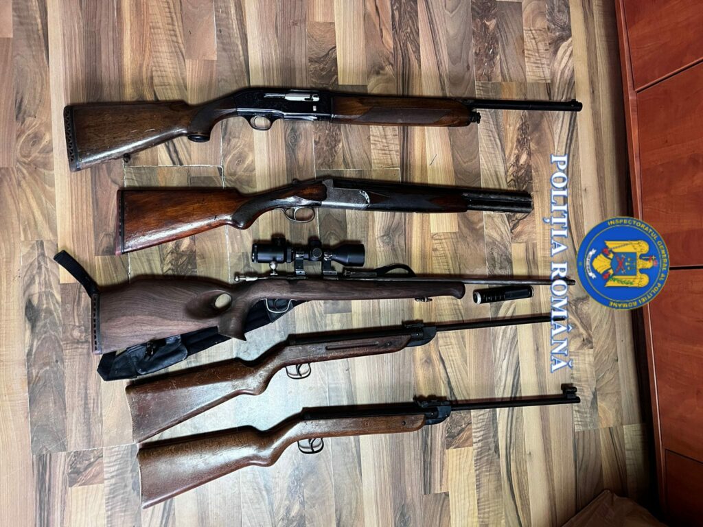 Doi bărbați din Timiș, prinși cu arme ilegale și braconaj în acțiune! Doi bărbați din Timiș, prinși cu arme ilegale și braconaj în acțiune!