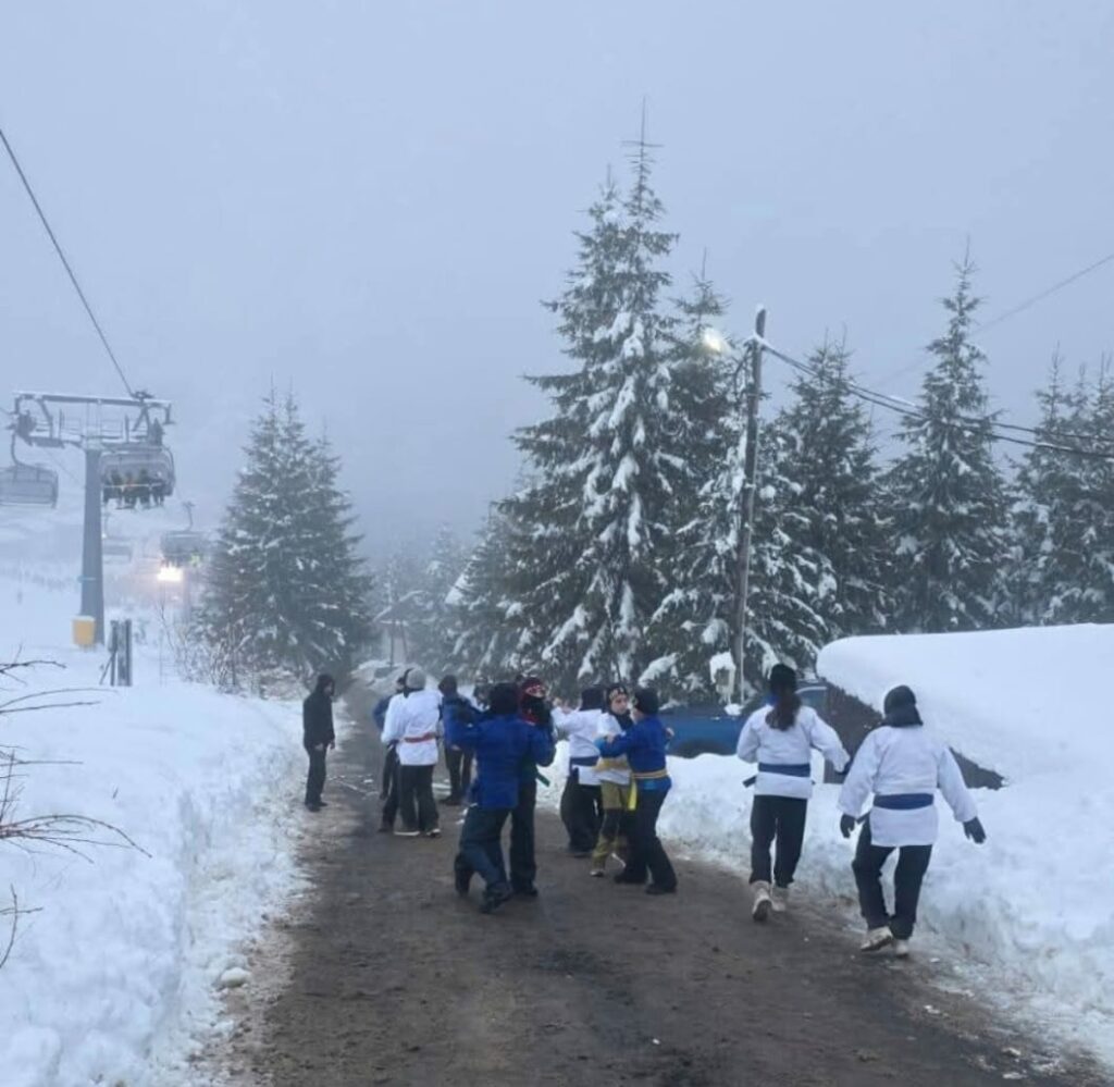 Alina Dumitru și copiii ei: Judo pe zăpadă într-un cantonament de vis! Alina Dumitru și copiii ei: Judo pe zăpadă într-un cantonament de vis!