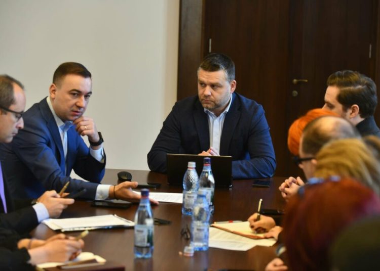 Bogdan Ivan dezvăluie soluția revoluționară pentru căldura din Capitală! Bogdan Ivan dezvăluie soluția revoluționară pentru căldura din Capitală!