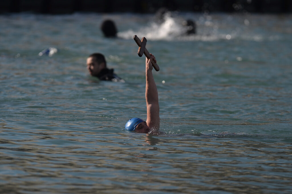 Restartul divin: Descoperă semnificația profundă a Bobotezei! Restartul divin: Descoperă semnificația profundă a Bobotezei!