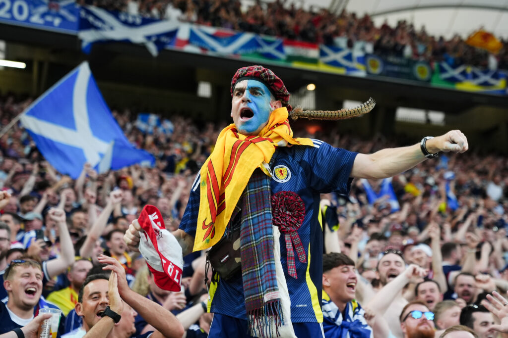 Scoția cere zi liberă pentru revenirea triumfală la Cupa Mondială! Scoția cere zi liberă pentru revenirea triumfală la Cupa Mondială!