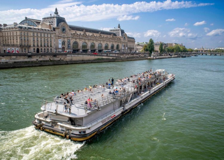 Franța se confruntă cu un declin demografic alarmant: mai multe decese decât nașteri! Franța se confruntă cu un declin demografic alarmant: mai multe decese decât nașteri!