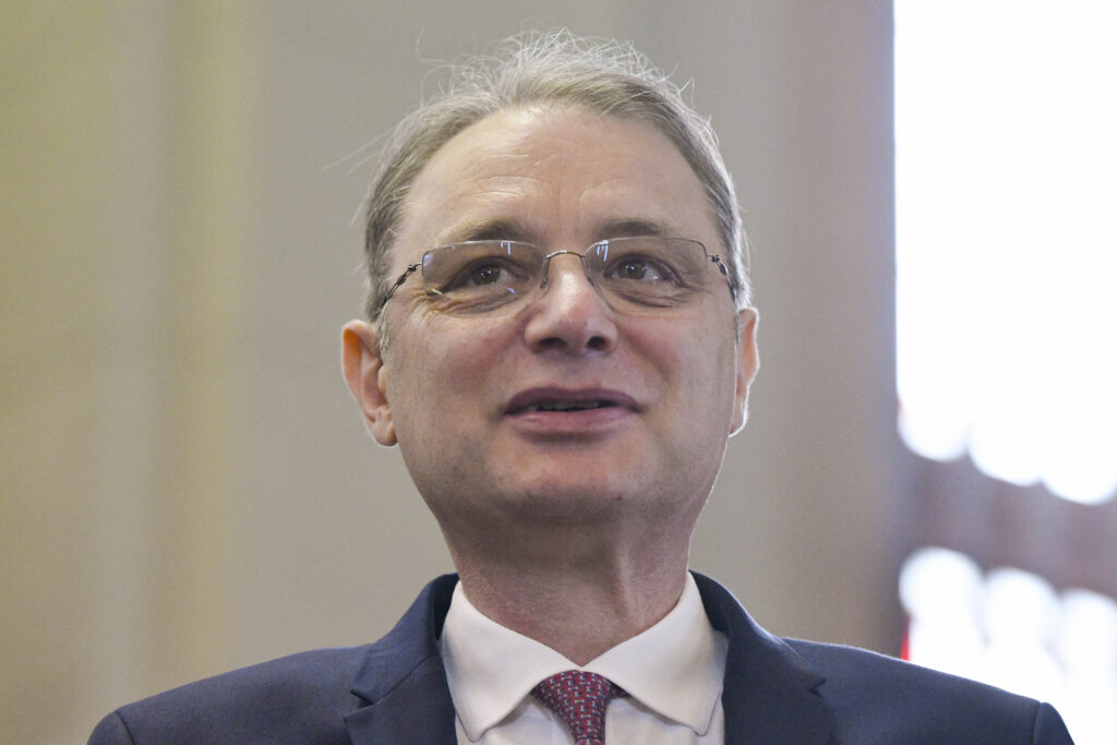 Luca Niculescu: România avansează spre OCDE cu al 18-lea Aviz Formal! Luca Niculescu: România avansează spre OCDE cu al 18-lea Aviz Formal!