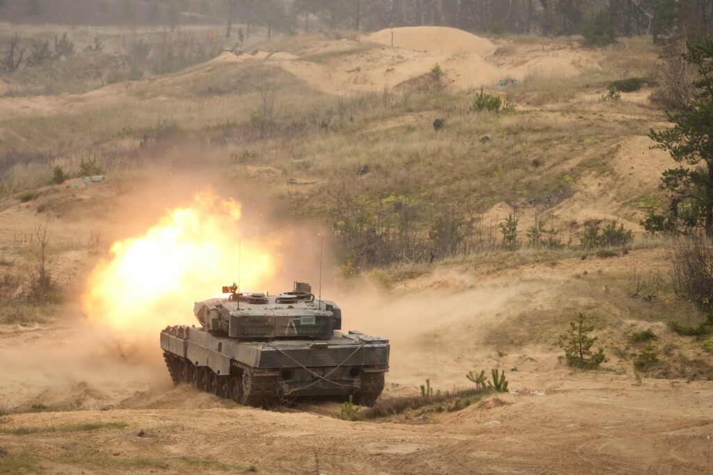 Reconstrucția industriei militare europene: Costuri și independență de SUA! Reconstrucția industriei militare europene: Costuri și independență de SUA!