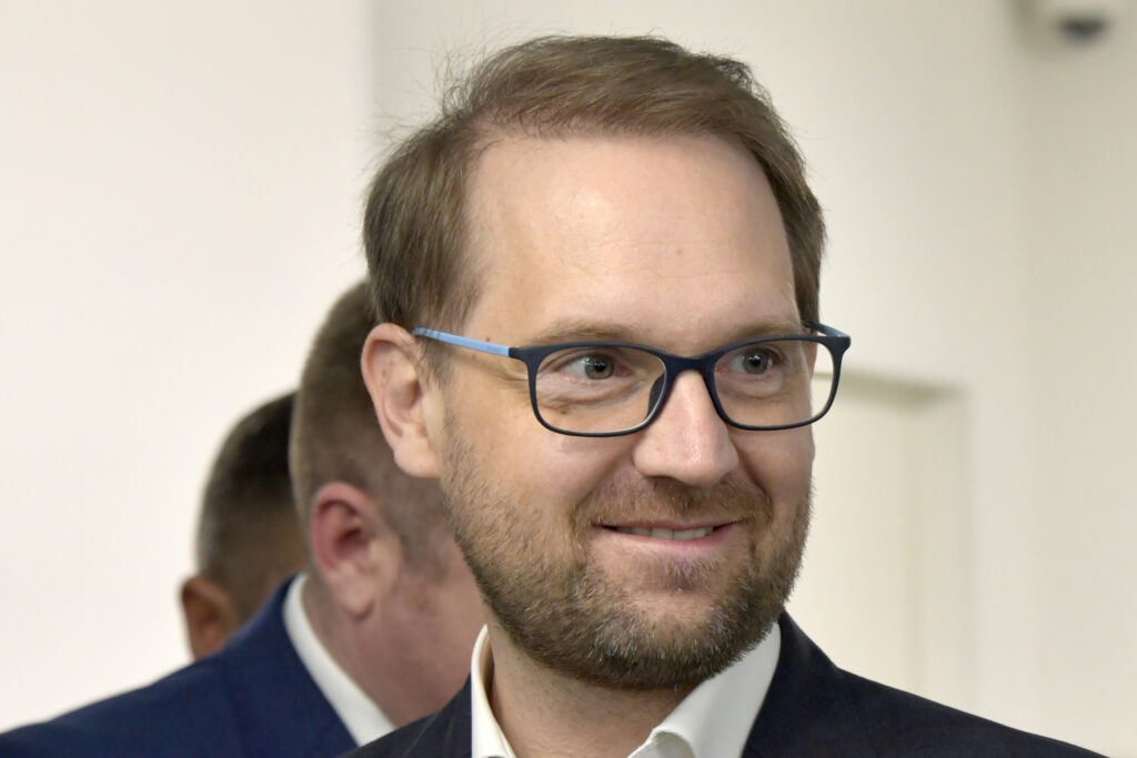 Dominic Fritz: „Trump nu poate avea un cec în alb pentru pace!” Dominic Fritz: „Trump nu poate avea un cec în alb pentru pace!”