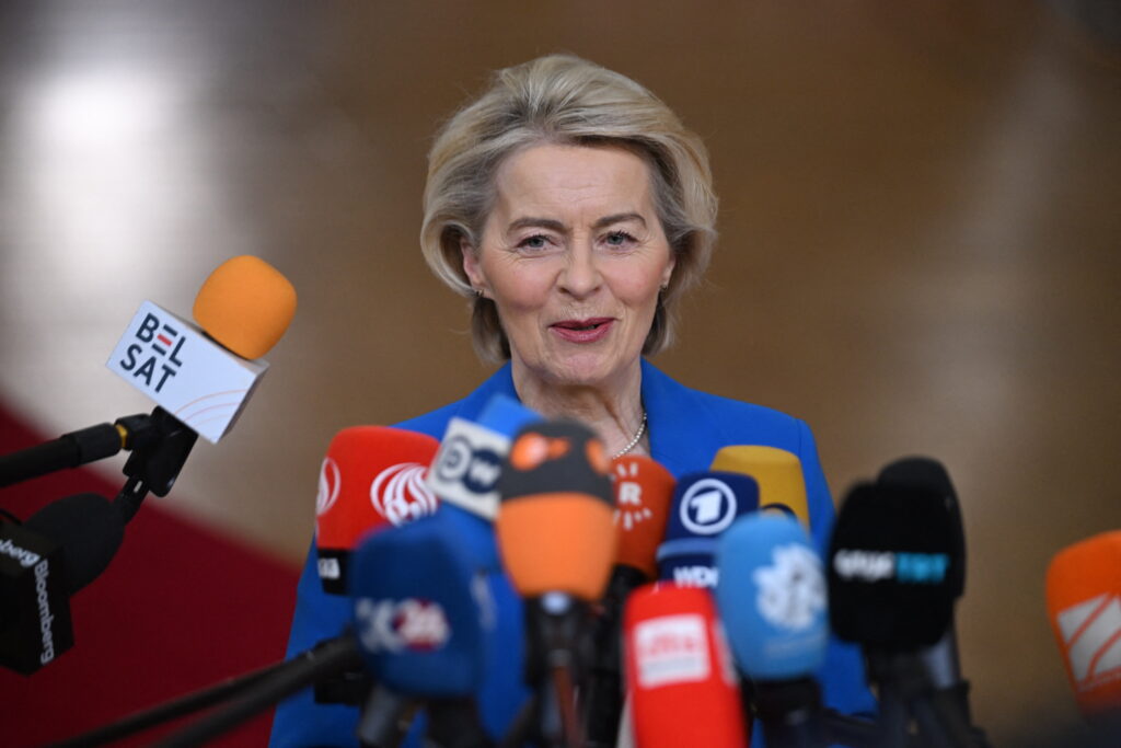 Ursula von der Leyen susține protestele din Iran și denunță violența autorităților Ursula von der Leyen susține protestele din Iran și denunță violența autorităților