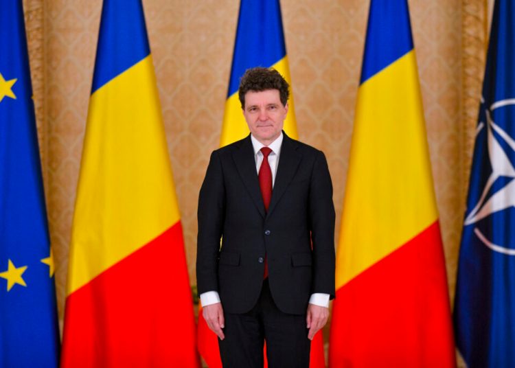 Nicușor Dan denunță tentativa de suspendare ca fiind „total neserioasă” Nicușor Dan denunță tentativa de suspendare ca fiind „total neserioasă”