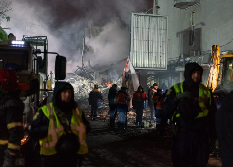 Rusia lansează un atac masiv cu rachete asupra Kievului și Harkovului! Rusia lansează un atac masiv cu rachete asupra Kievului și Harkovului!