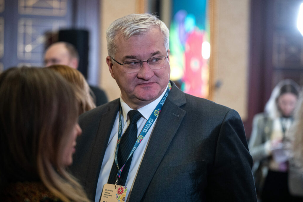 Zelenski este gata pentru o întâlnire cu Putin, anunță Ministrul de Externe Ucrainean Zelenski este gata pentru o întâlnire cu Putin, anunță Ministrul de Externe Ucrainean