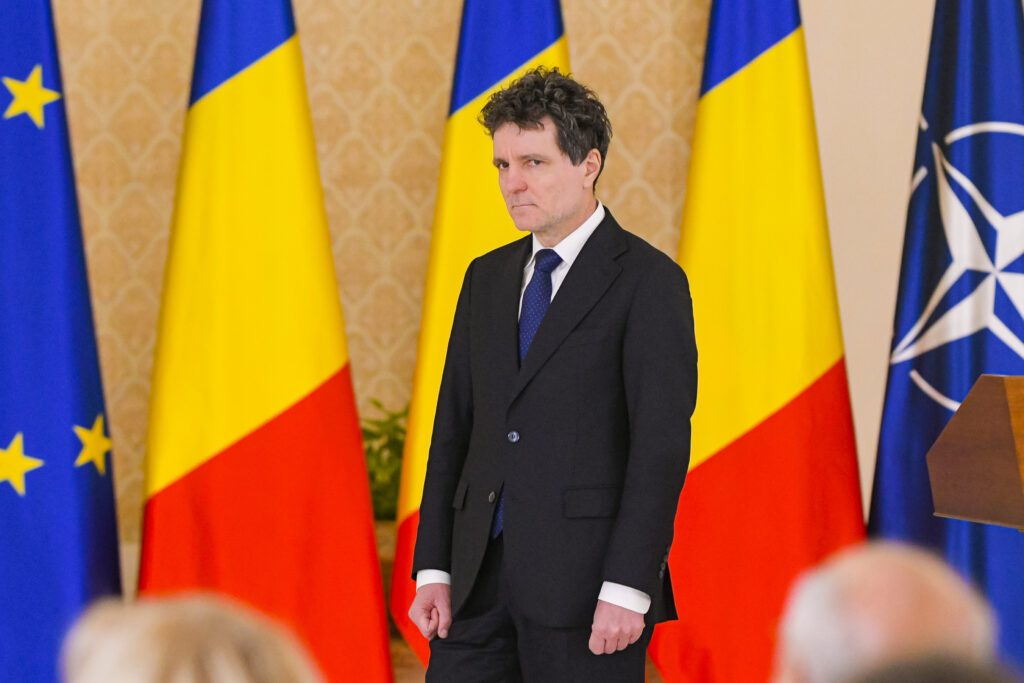 Nicușor Dan își exprimă condoleanțele după tragedia feroviară din Spania Nicușor Dan își exprimă condoleanțele după tragedia feroviară din Spania