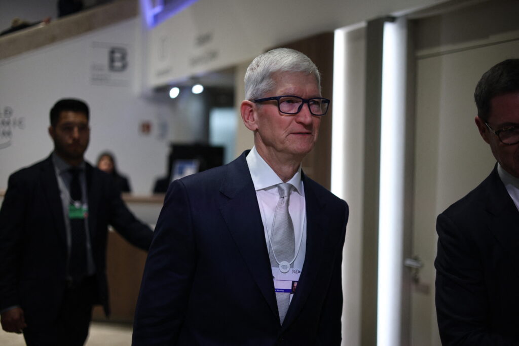 Directorul Apple cere calm după turbulențele din Minneapolis Directorul Apple cere calm după turbulențele din Minneapolis