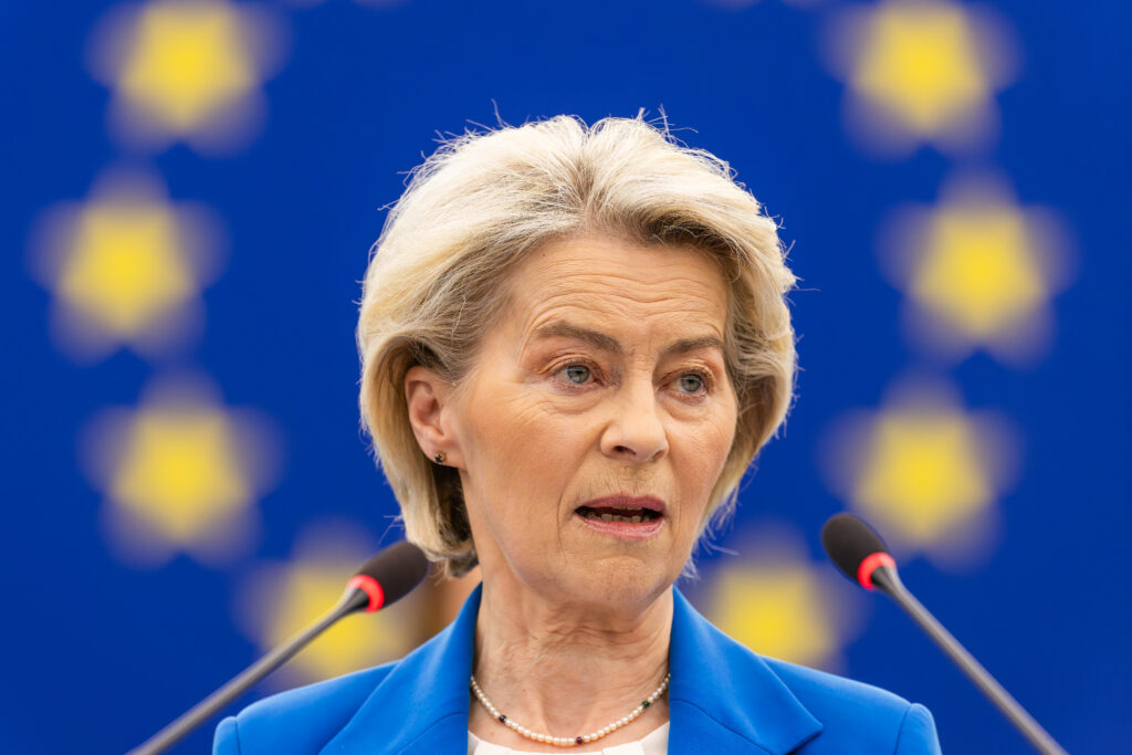 Ursula von der Leyen în India: Acordul de liber schimb UE–India pe cale! Ursula von der Leyen în India: Acordul de liber schimb UE–India pe cale!