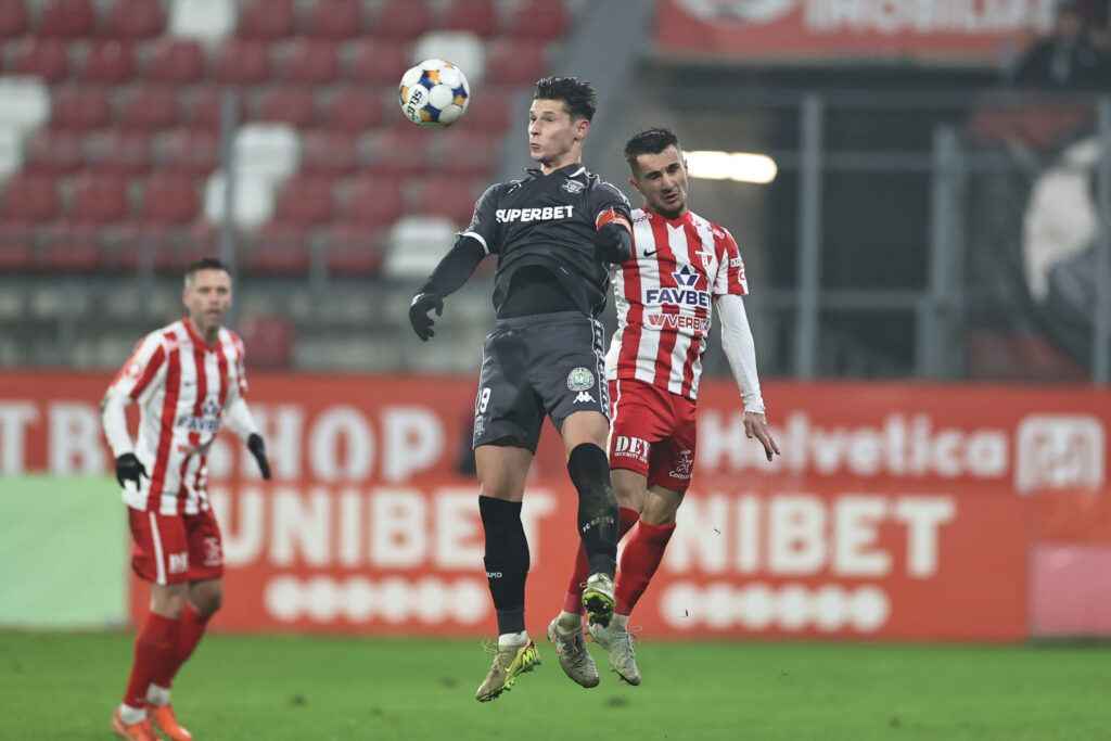 Victorie dramatică pentru Rapid la Arad, 2-1 în Superligă! Victorie dramatică pentru Rapid la Arad, 2-1 în Superligă!