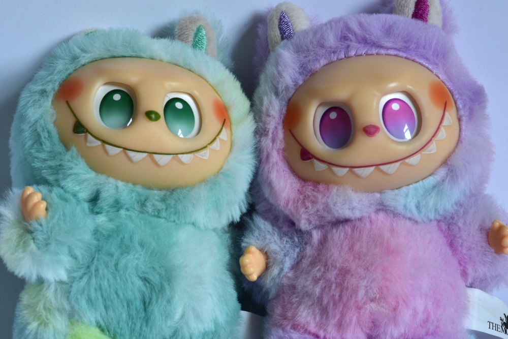 Labubu Pop Mart: Filmul Regizat de Paul King Promite Magie! Labubu Pop Mart: Filmul Regizat de Paul King Promite Magie!