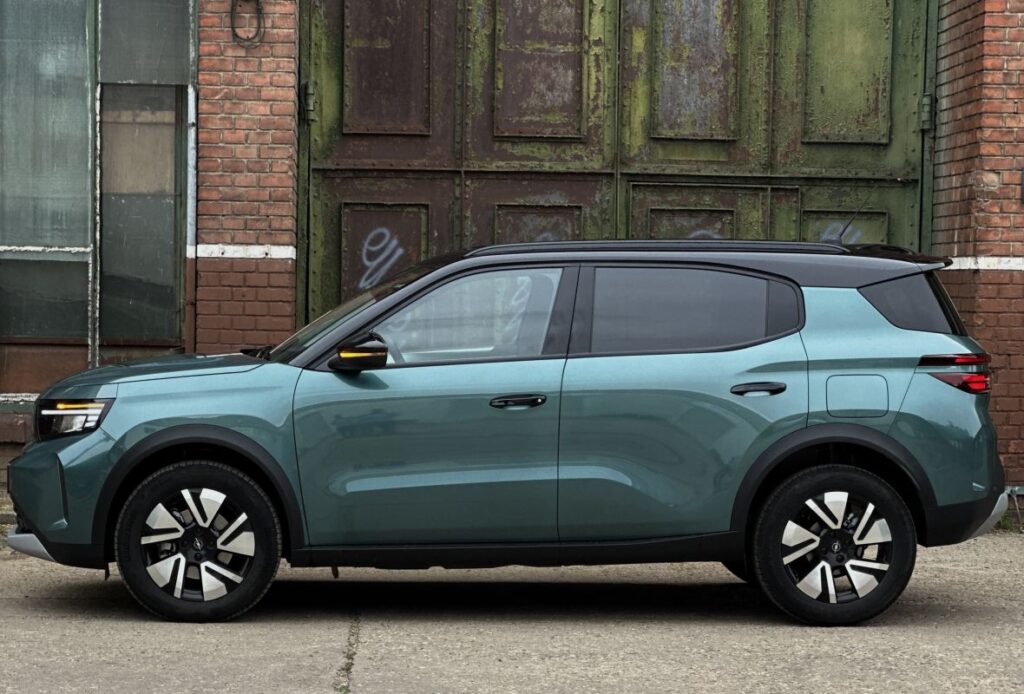 Opel Frontera Hybrid 145: Test Drive pentru un SUV Reinventat! / VIDEO Opel Frontera Hybrid 145: Test Drive pentru un SUV Reinventat! / VIDEO