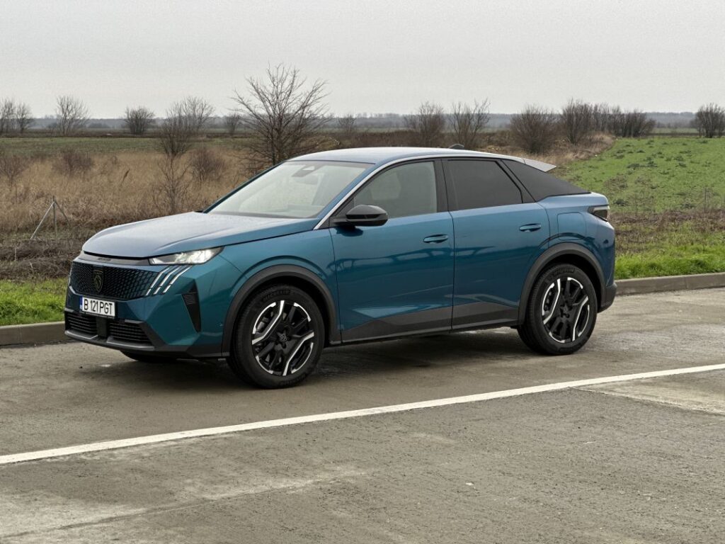 Peugeot 3008 PHEV: Transformarea SUV-ului clasic în fastback electrificat! Peugeot 3008 PHEV: Transformarea SUV-ului clasic în fastback electrificat!