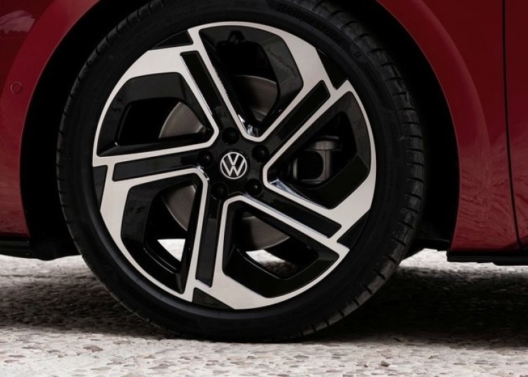 ID. Tiguan: Noul SUV electric care îți va schimba percepția despre Volkswagen! ID. Tiguan: Noul SUV electric care îți va schimba percepția despre Volkswagen!