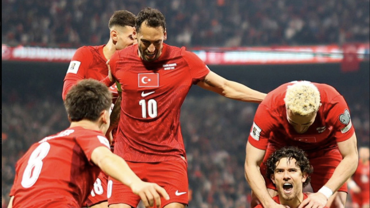 Turcia 1-0 România: Kadioglu a înscris din pasa lui Arda Guler. Rămânem acasă la al 7-lea Mondial consecutiv Turcia 1-0 România: Kadioglu a înscris din pasa lui Arda Guler. Rămânem acasă la al 7-lea Mondial consecutiv