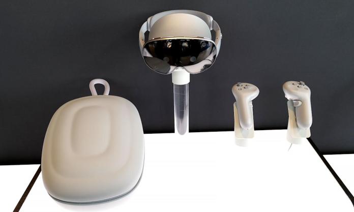 Google and Samsung’s first Android XR headset is the ,800 Galaxy XR Google and Samsung’s first Android XR headset is the ,800 Galaxy XR